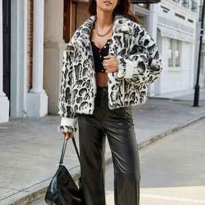Black And White Casual Women's Leopard Print Fuzzy Fluffy Turndown Jacket